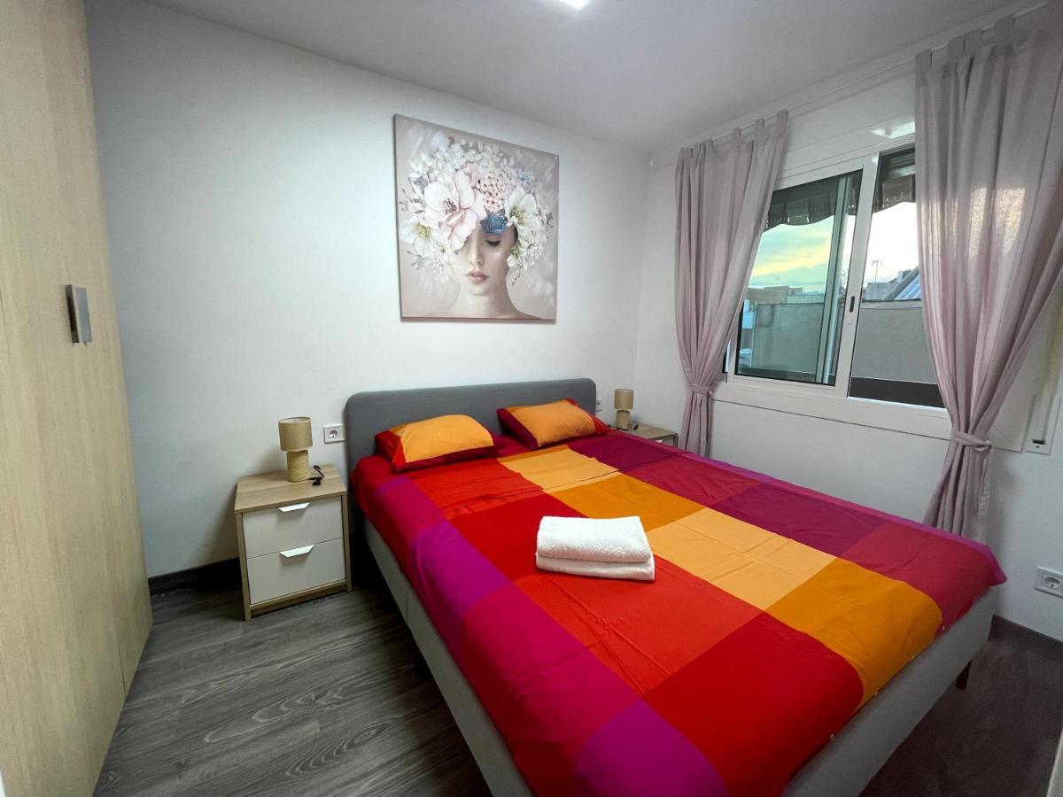 Sant Adria Beach Apartment Wi-Fi Parking Free Sant Adria de Besos Exterior foto